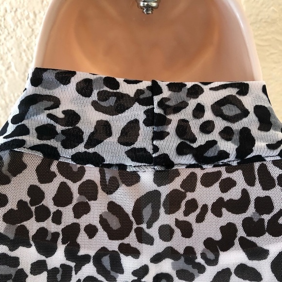 Two piece white tank with leopard print jacket, small - Picture 8 of 11